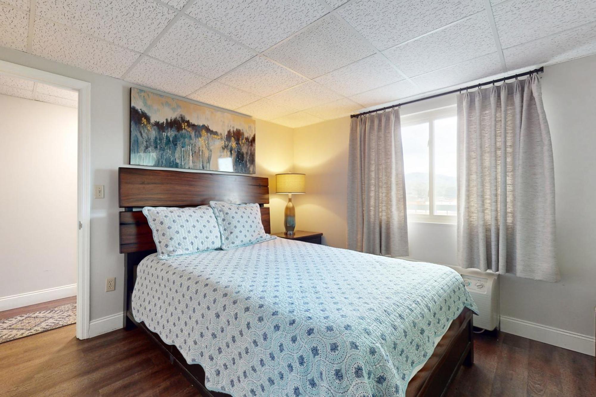 River Secret Pigeon Forge Room photo