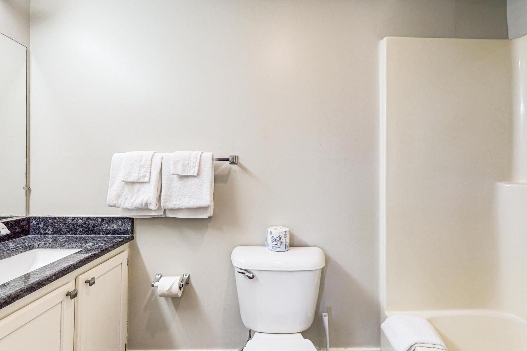 River Secret Pigeon Forge Room photo